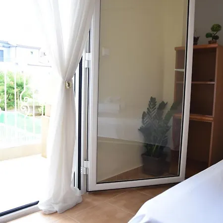 Apartment Alexandras Lux Flogita